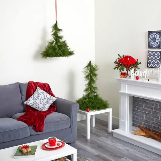 Tabletop & Hanging Artificial Christmas D&eacute;cor Set {6}