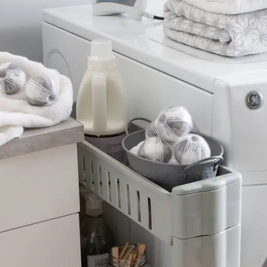 Woolite&reg; Jumbo Lint & Hair Removing Wash Balls, 6ct. {6}