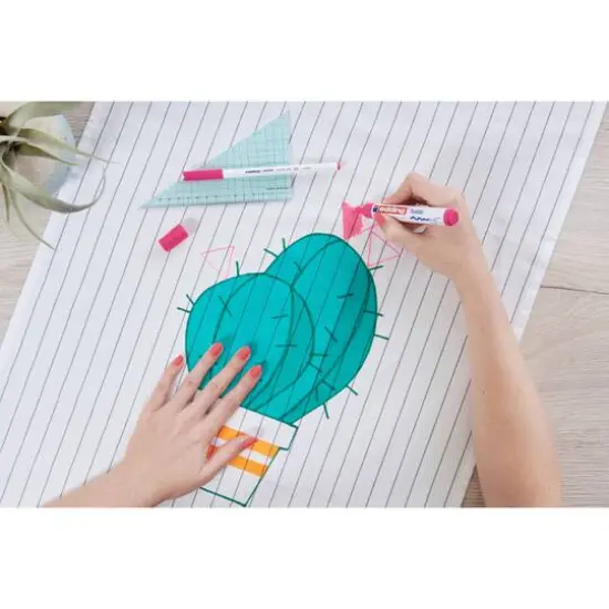 Edding&reg; 4500 Warm Colors Textile Marker Set {3}