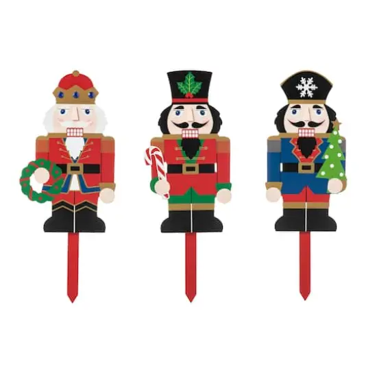 Glitzhome&reg; Wooden Nutcracker Yard Stake Set {1}