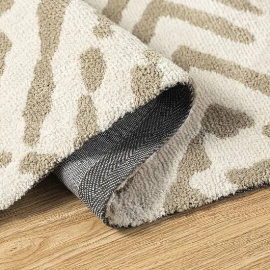 Glitzhome&reg; 8ft. x 10ft. Ivory & Tan Geometric Area Rug {6}