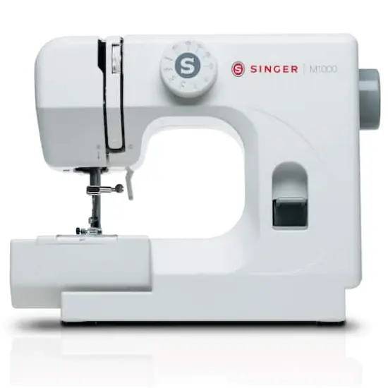 SINGER&reg; M1000 Mending Machine {4}