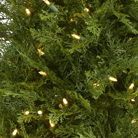5ft. Pre-Lit Wisconsin Fir Artificial Christmas Tree, Clear LED Lights {4}
