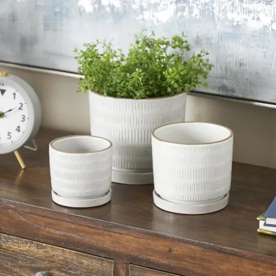 White Linear & Dotted Pattern Ceramic Planter Set {3}