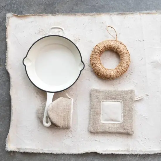 Hello Honey&reg; 6" Natural Hemp Fiber & Cotton Arched Oven Mitt {3}