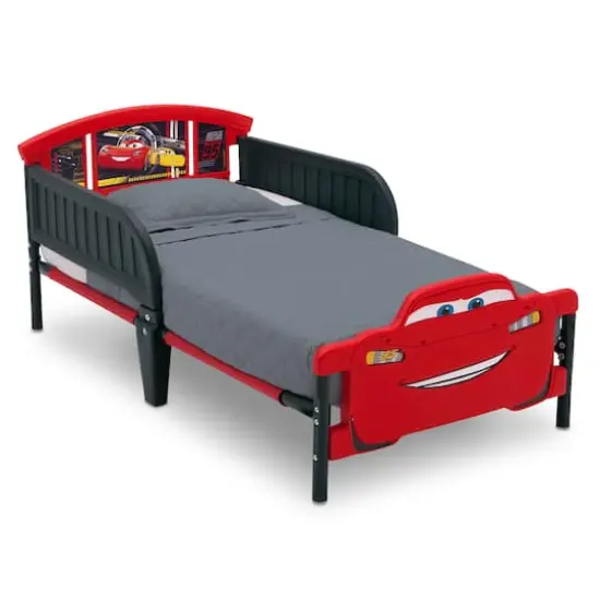 Cars 3D Footboard Toddler Bed {3}