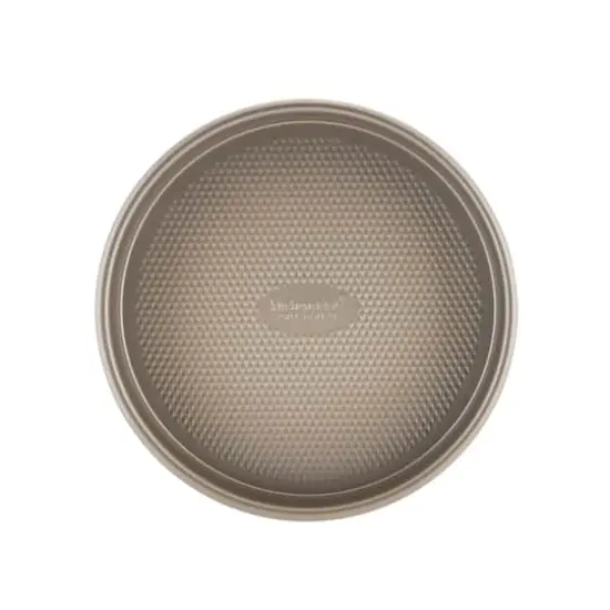 Kitchen Details Pro Series 9.5&rdquo; Round Cake Pan with Diamond Base {3}