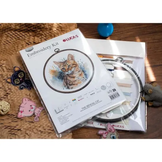 Luca-S Bengal Cat Counted Cross Stitch Kit with Display Hoop {5}