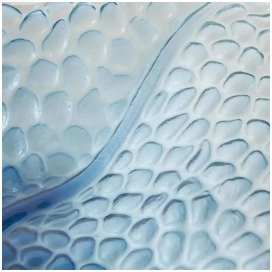 19.5" Blue Ombre Glass Starfish Charger with Metal Stand {4}