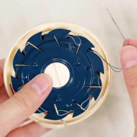 Clover 3" Dome Threaded Needle Case {6}