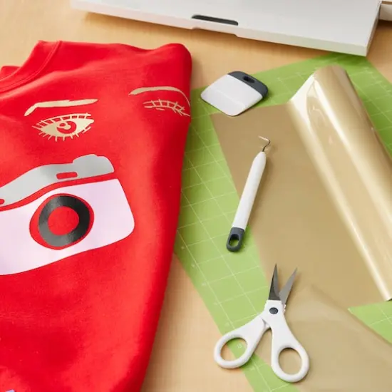 Siser&reg; EasyWeed&reg; Heat Transfer Vinyl, 36" Vegas Gold {3}