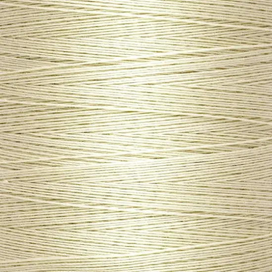 G&uuml;termann Natural Cotton Thread Cream {3}
