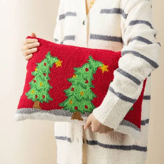 Glitzhome&reg; 18" Hooked Bent Trees Pillow {4}