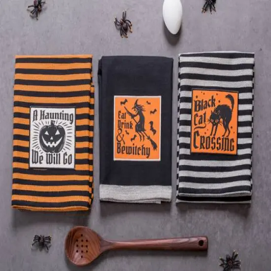DII&reg; Assorted Happy Haunting Halloween Embellished Dishtowel Set {11}