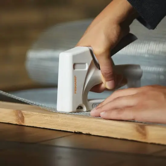 Fiskars&reg; Precision Staple Gun {3}