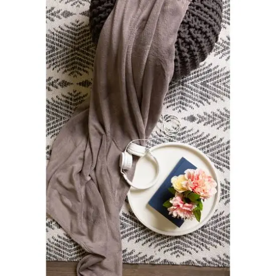 DII&reg; Fuzzy Fleece Throw 2 Pack Zinc Gray {7}