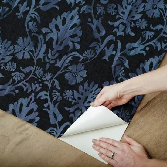 RoomMates Blooming Damask Peel & Stick Wallpaper Black {8}