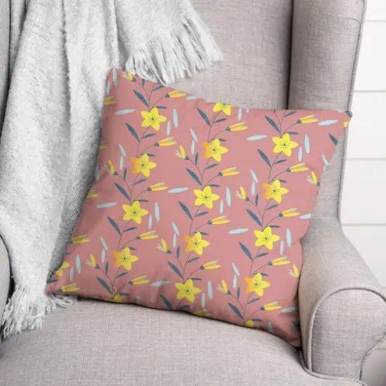 Linear Floral Print Throw Pillow Pink {3}