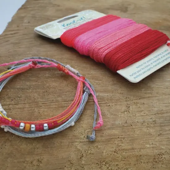 Beadsmith&reg; Knot-it!&trade; Waxed Brazilian Cord Floral Vibes {6}