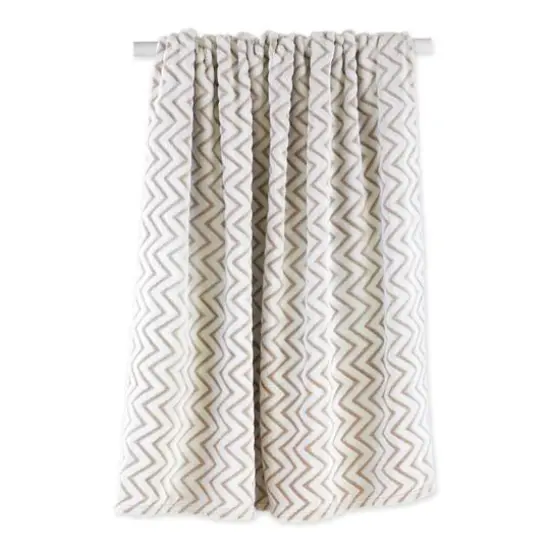 DII&reg; Stone Chevron Plush Throw {3}