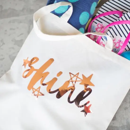 Silhouette&reg; 12'' Gold Metallic Heat Transfer Material {3}