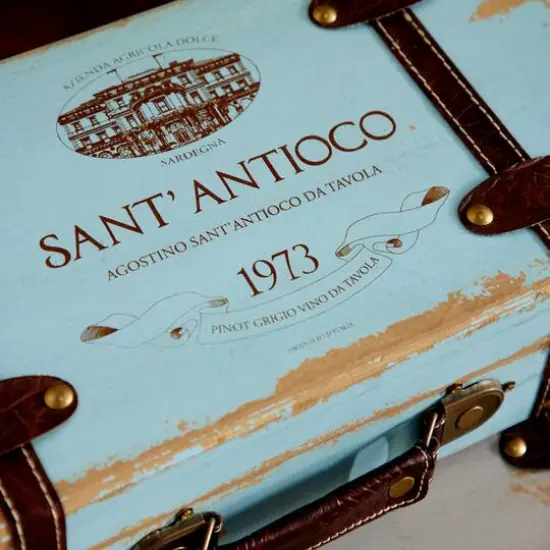 Set of 3" Multi Colored Wood Farmhouse Trunk, 23", 21", 18" {4}