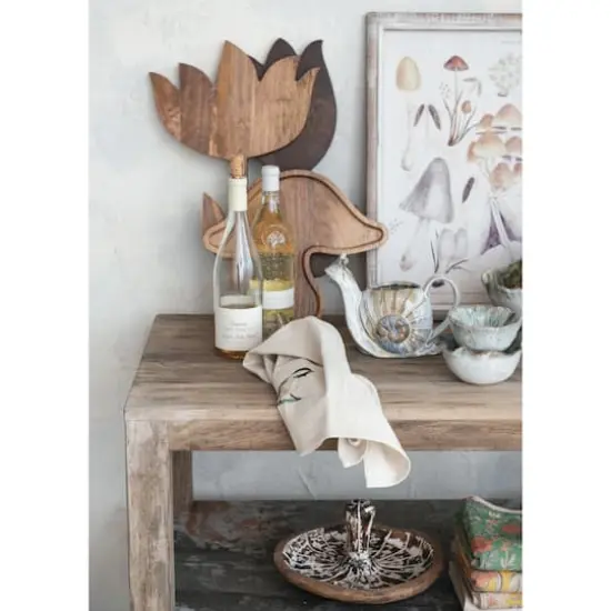 Hello Honey&reg; 20" Tulip-Shaped Natural Mango Wood Serving Board {3}