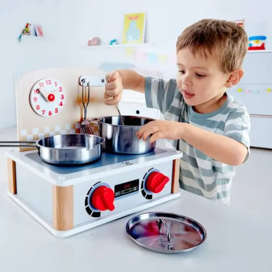 Hape 2-In-1 Kitchen & Grill Set {8}