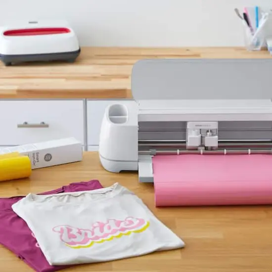 Cricut&reg; Smart Iron-On&trade; White {5}