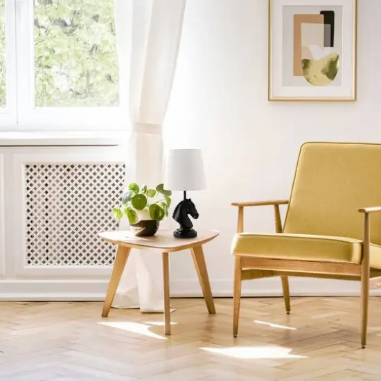 Simple Designs Chess Horse Table Lamp Black {6}