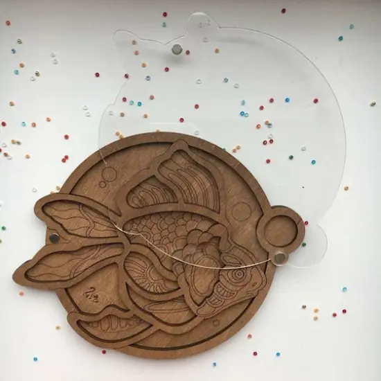 Wonderland Crafts 5.75" Fish Bead Organizer with Transparent Cover {4}