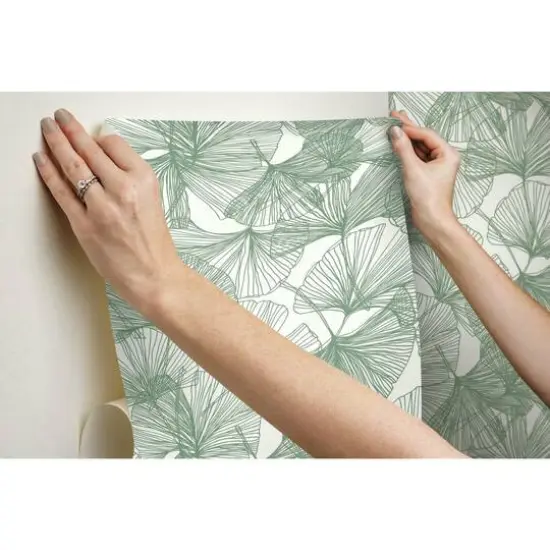 RoomMates Gingko Leaves Peel & Stick Wallpaper Green {8}