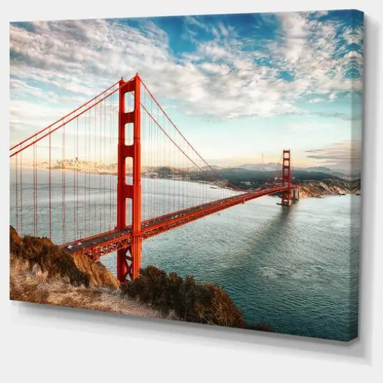 Designart - Golden Gate Bridge in San Francisco - Large Sea Bridge Canvas Art Print {3}