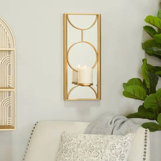 CosmoLiving by Cosmopolitan Gold Metal Modern Wall Sconce {3}