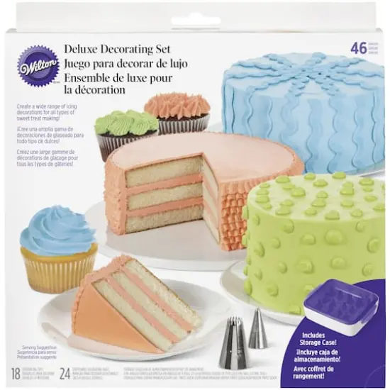 Wilton&reg; Deluxe Cake Decorating Set {1}