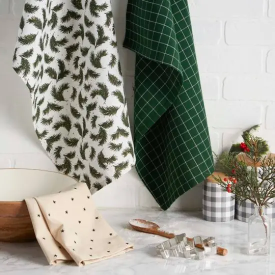 DII&reg; Assorted Holiday Greenery Dishtowel Set {8}