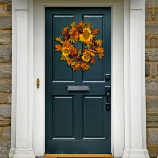 24" Maple Leaf and Sunflower Autumn Wreath {3}