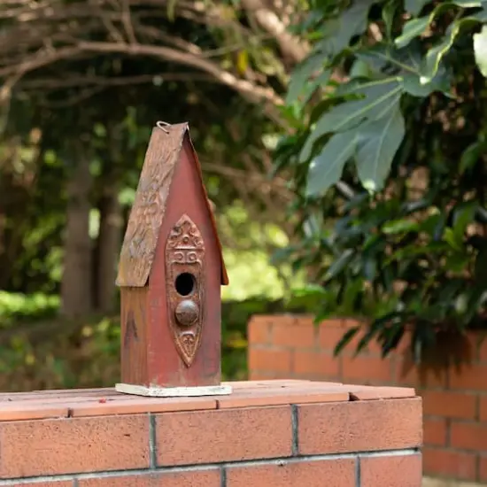 Glitzhome&reg; 13.23'' Distressed Wooden Birdhouse {3}