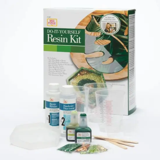 Mod Podge&reg; Green & Gold Do-It-Yourself Hexagon Coaster Kit {3}