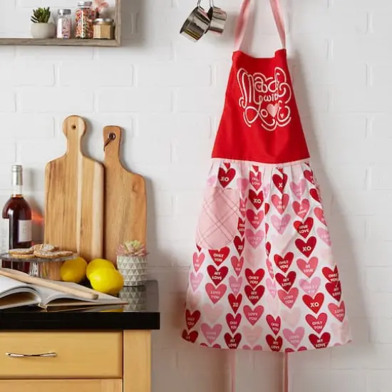DII&reg; Love Print Skirt Apron {5}