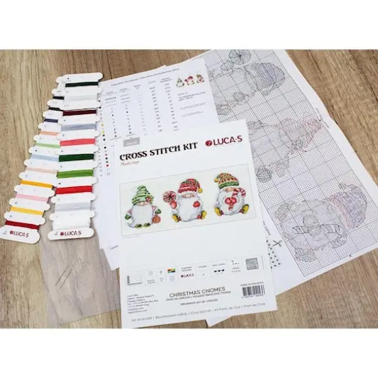 Luca-S Christmas Gnomes Plastic Canvas Counted Cross Stitch Kit {7}
