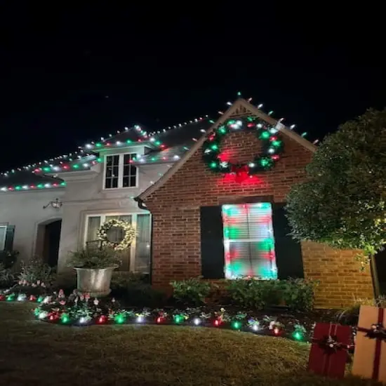 16" Deluxe Windsor Pine Artificial Wreath {7}