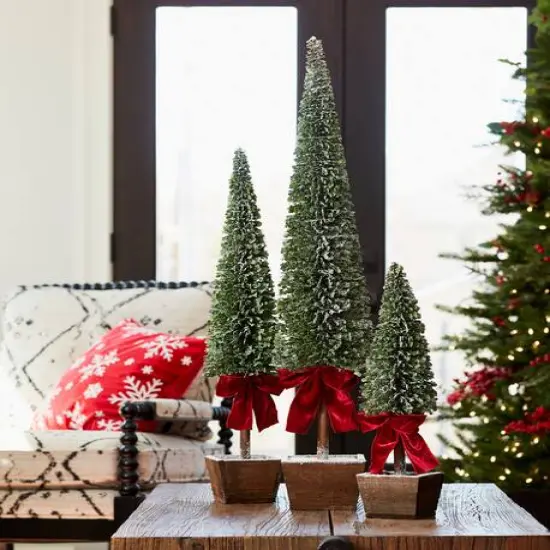 20.75", 31", & 39" Unlit Artificial Potted Christmas Tree Set {3}