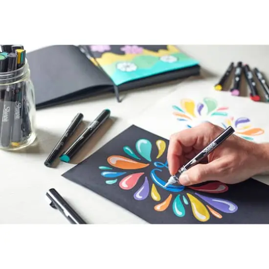 Sharpie&reg; Black & White Brush Tip Creative Markers {3}