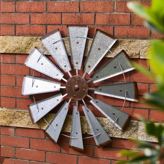 Glitzhome&reg; 28.5" Galvanized Metal Wind Spinner Wall D&eacute;cor {5}