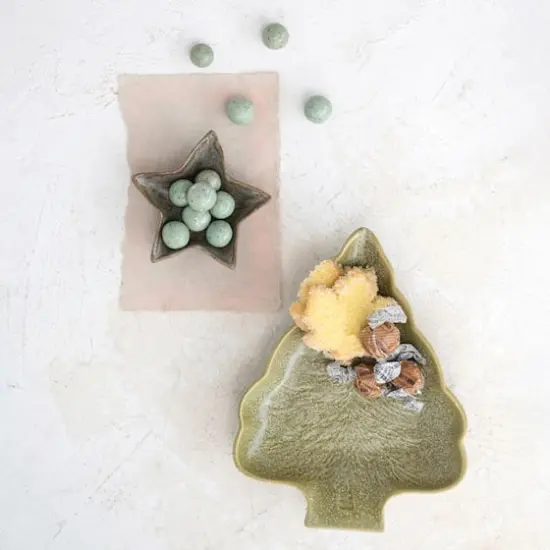 Hello Honey&reg; 9" Green Reactive Glaze Stoneware Tree Shaped Plate {3}