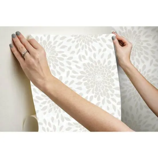 RoomMates Toss The Bouquet Peel & Stick Wallpaper Beige {10}