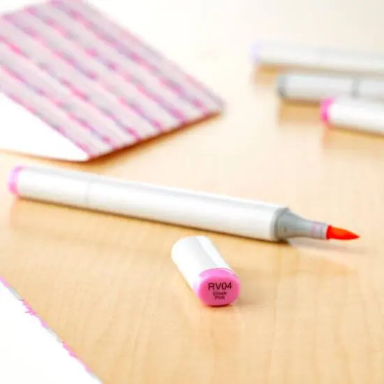 Copic&reg; Sketch Marker, Red Violets RV04 Shock Pink {3}