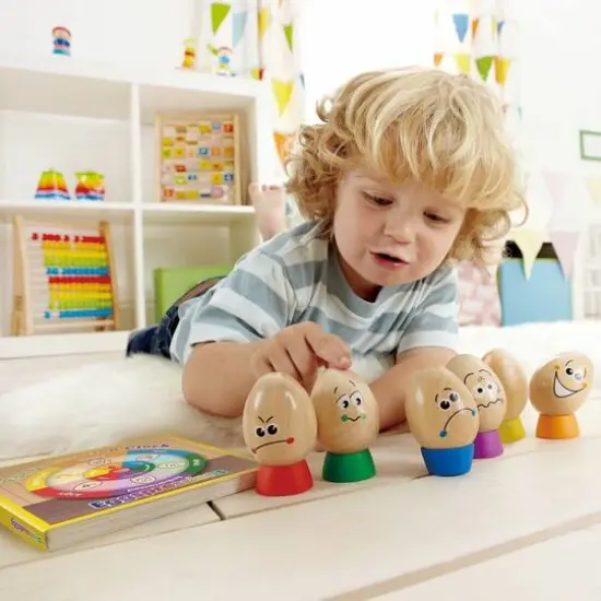 Hape Eggspressions Wooden Learning Toy & Illustrative Book Set {6}
