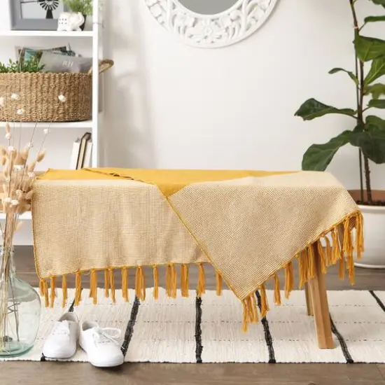 DII&reg; Urban Cityscape Border Throw Honey Gold {6}